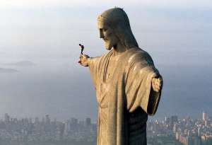 Christ-the-Redeemer-and-man